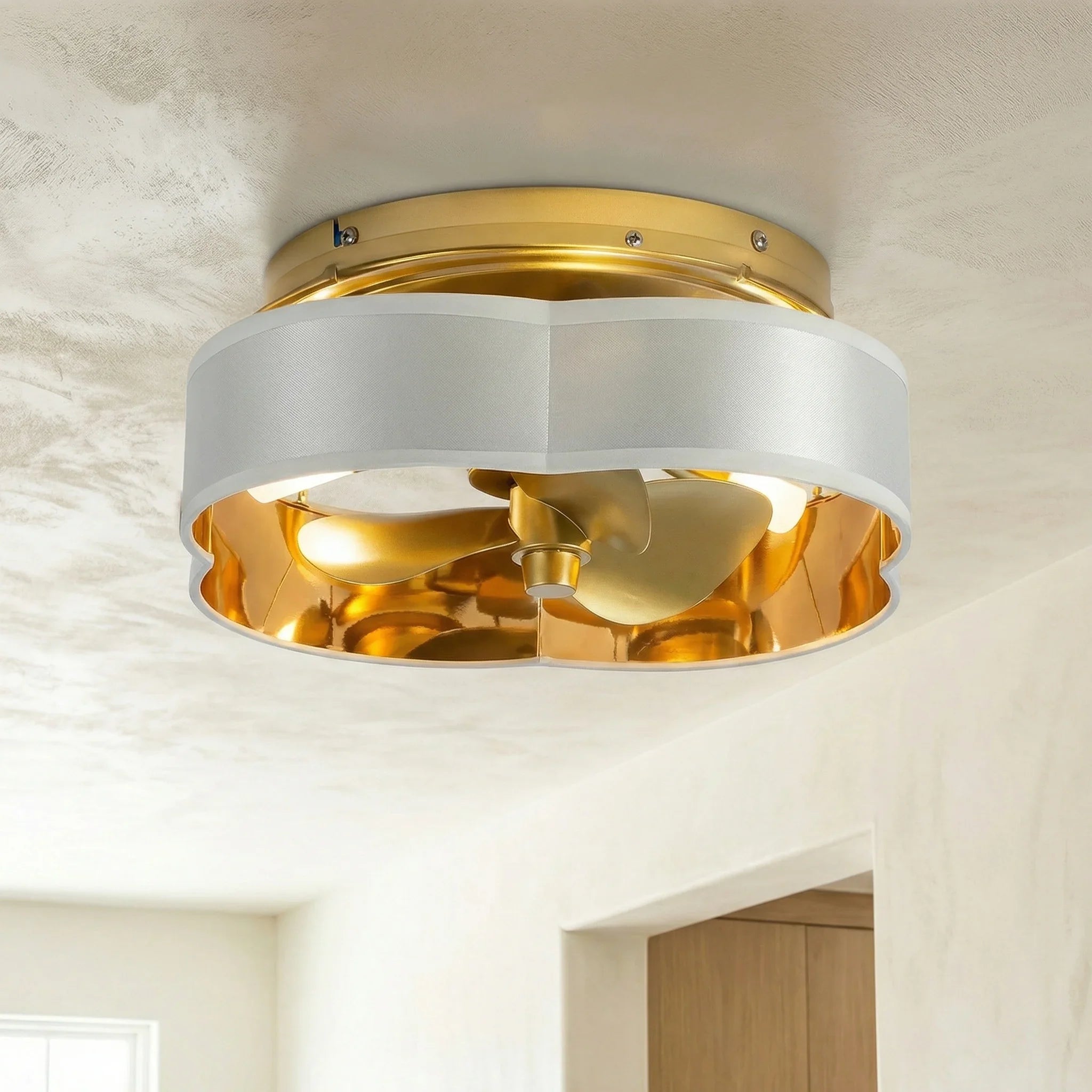 Vaczon 13 Inch Flush Mount Ceiling Fan with Light - Vaczon